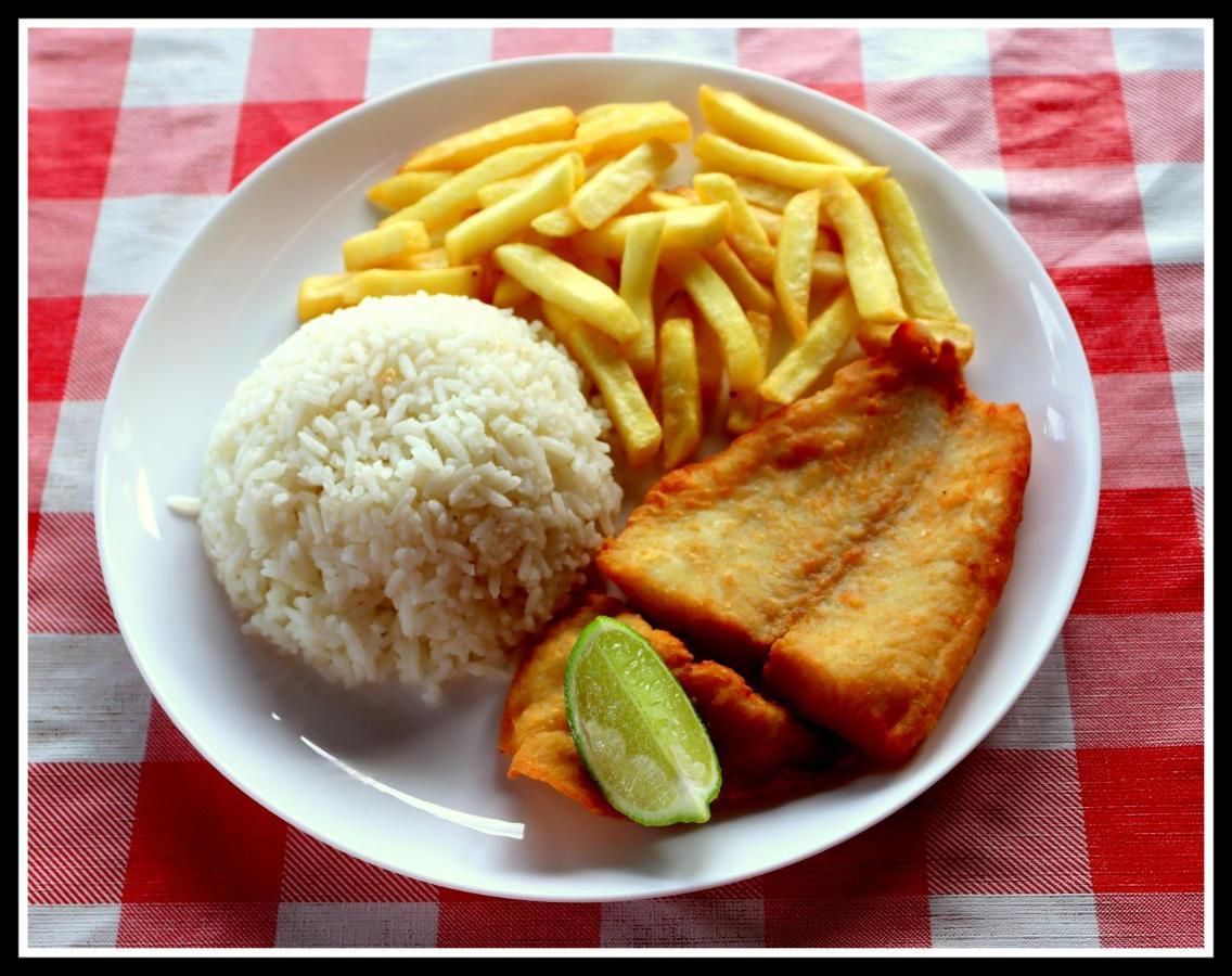 Pensão E Restaurante H